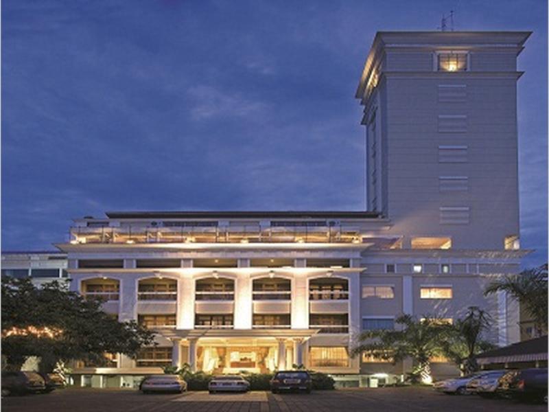 Le Beringin Hotel Salatiga Luaran gambar
